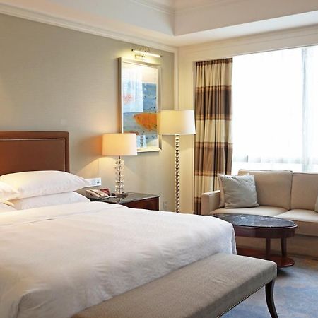 Fuzhou Jeurong Hotel Exterior photo