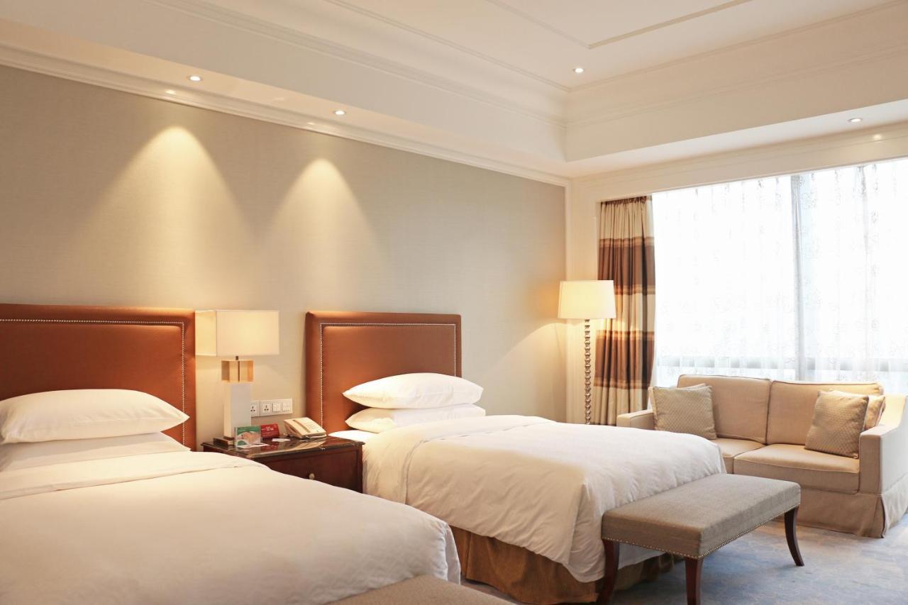 Fuzhou Jeurong Hotel Exterior photo